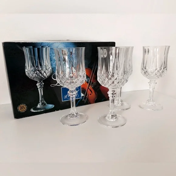 BNIB Vintage Cristal D'Arques Longchamp Wine Glasses 6 oz- Set of 4 - Picture 3 of 10